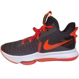 Nike Lebron Witness V Men's Basketball Sneaker Shoe Limited Black CQ9380-005